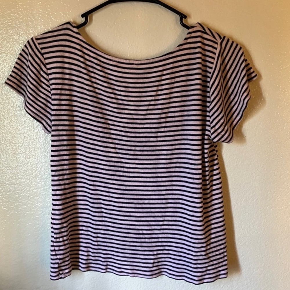 5/$25 Ribbed Crop Top - Picture 2 of 2